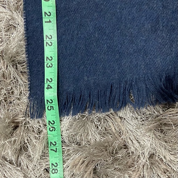 Omega Scarves vintage 100% wool men blue fringed edged scarf. Unisex. Used. - Picture 7 of 9